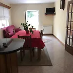 Moradia Com Piscina T4 بيت للعطل