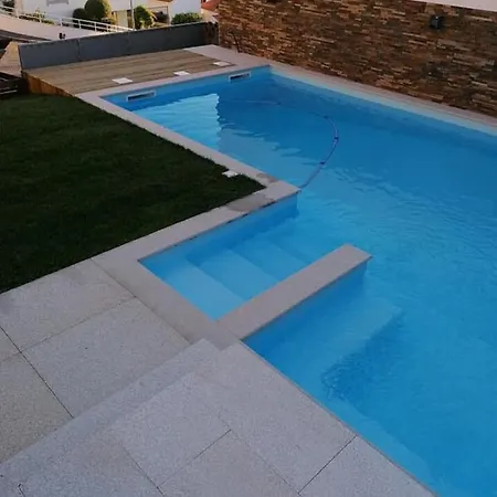 Moradia Com Piscina T4 Casa de Férias *