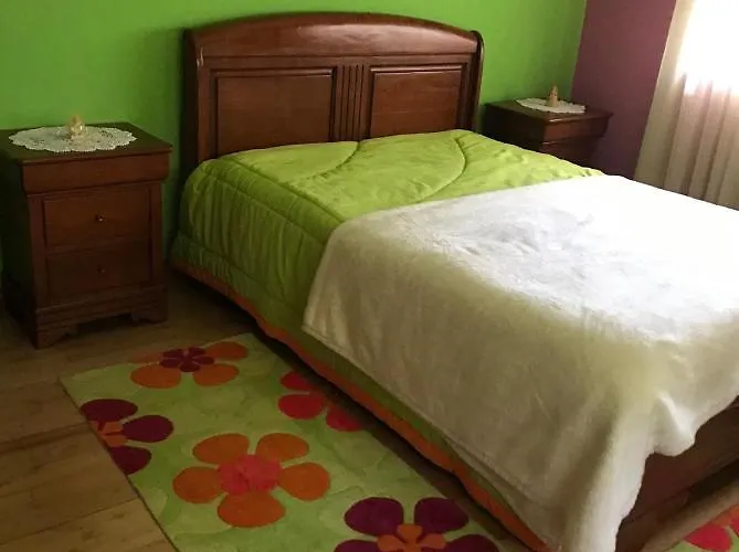 Moradia Com Piscina T4