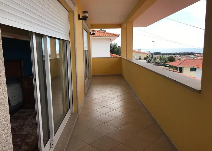 Moradia Com Piscina T4 בית נופש *